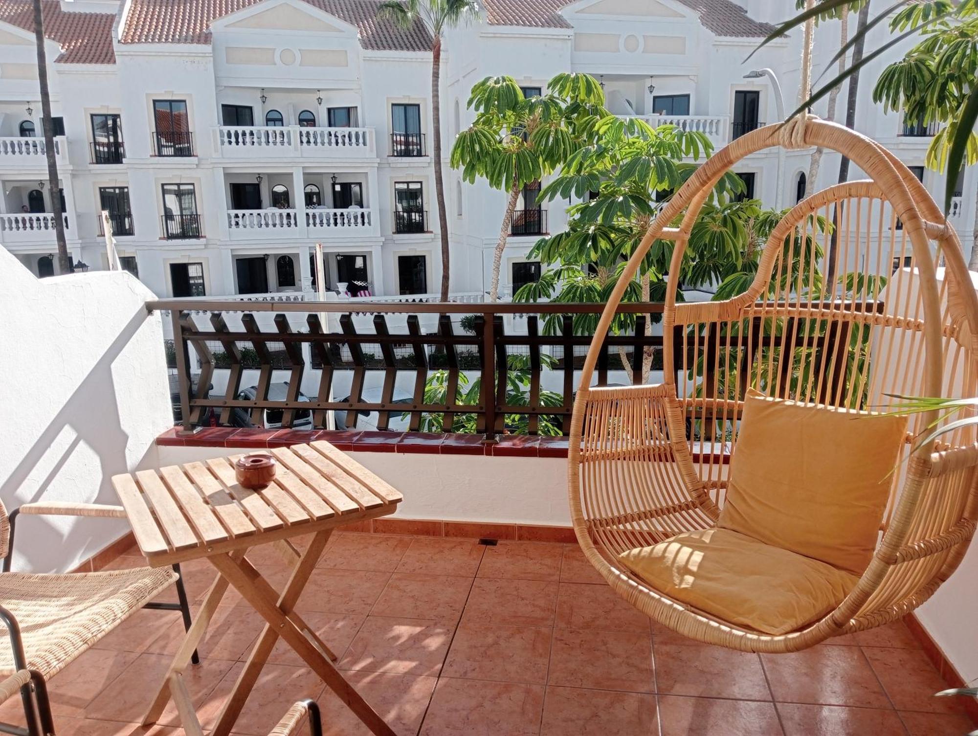 Greatly Located Apartment With Heated Pool, Los Cristianos Los Cristianos  Luaran gambar